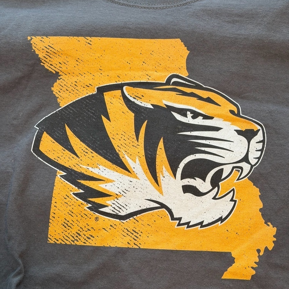 Mizzou 2X Gray Graphic T-Shirt - Picture 5 of 5